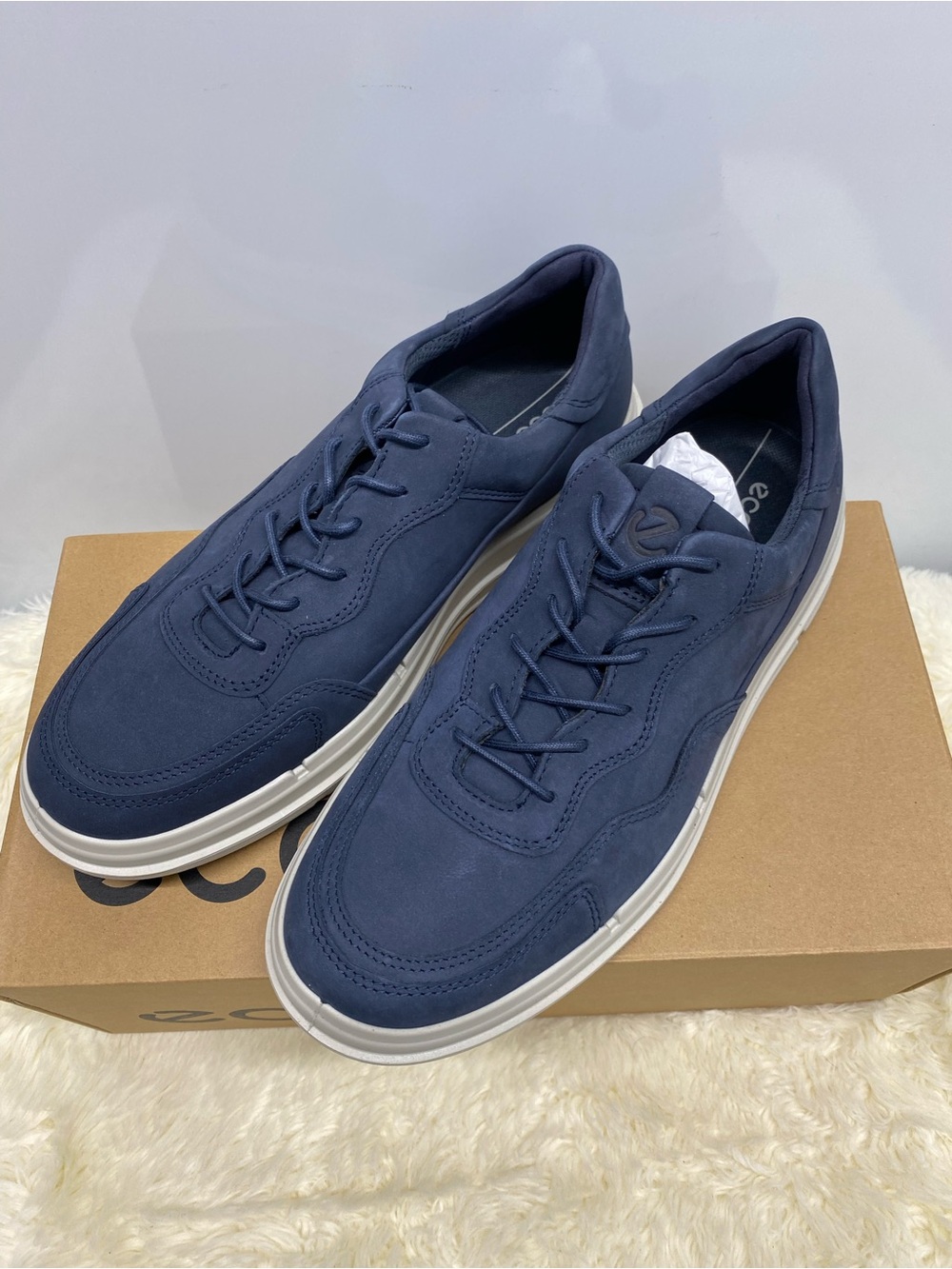 NIB! ECCO 551304 Men's Day M Sneaker In Marine Nubuck Leather Size 7-7.5/ EU41